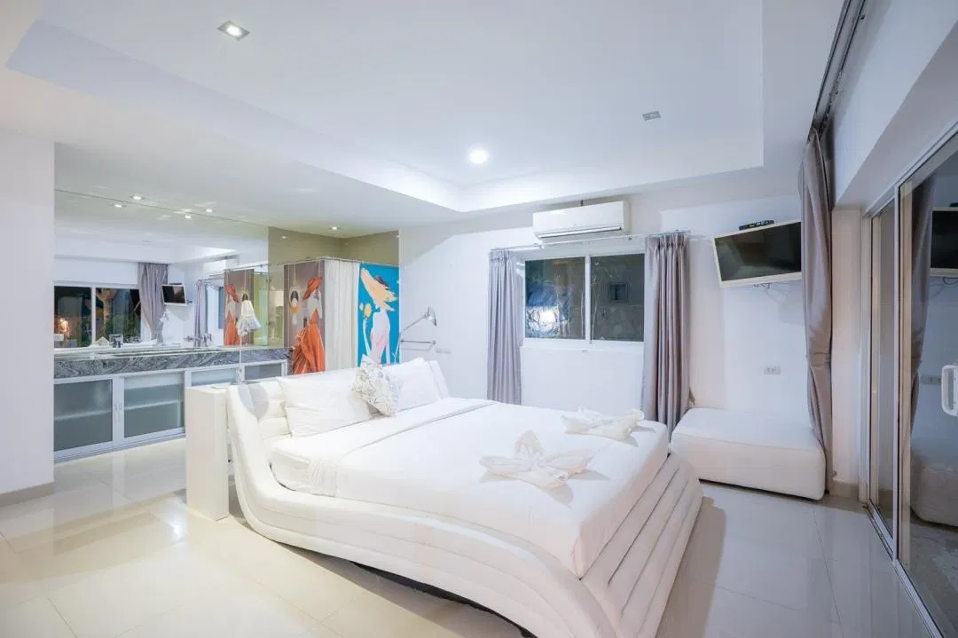 ห้องนอน MY ROYAL BEACH Pool Villa