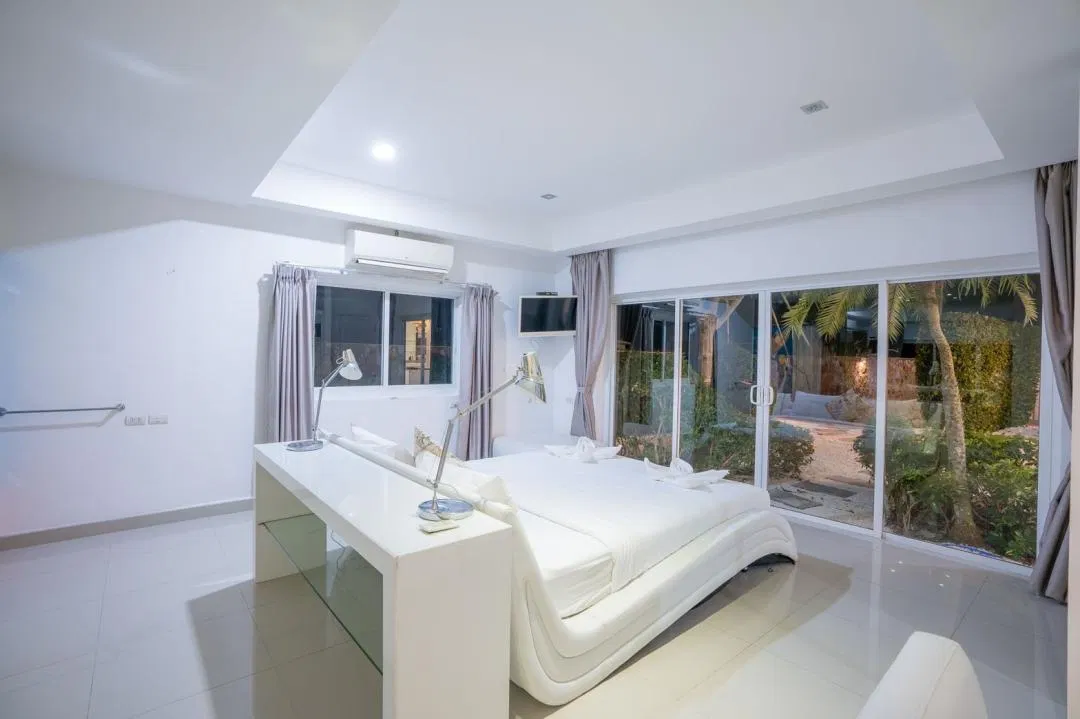 ห้องนอน MY ROYAL BEACH Pool Villa