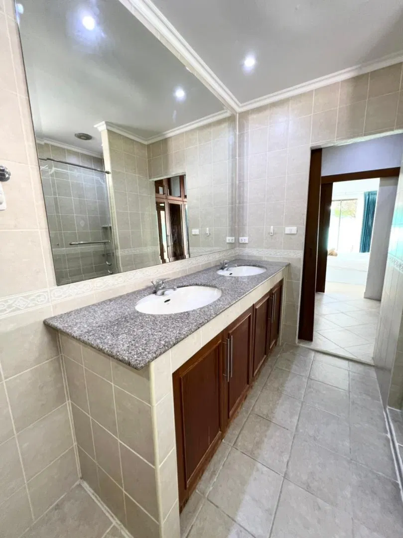 ห้องน้ำ Margarita Pool Villa