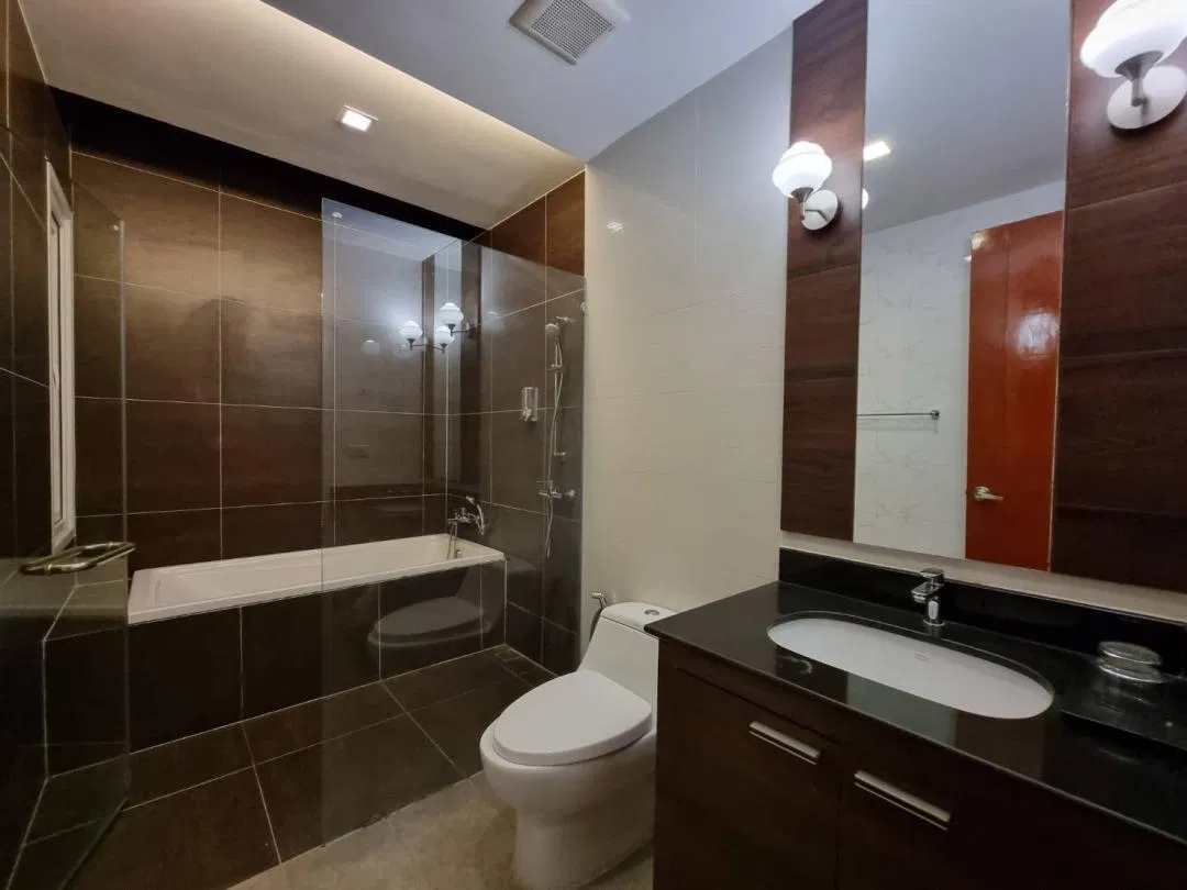 ห้องน้ำ SilverGold Poolvilla