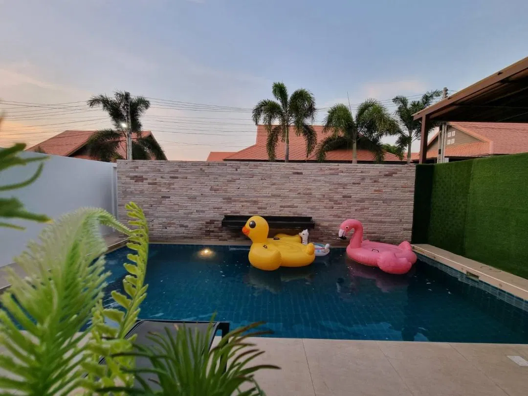 ภายนอก SilverGold Poolvilla