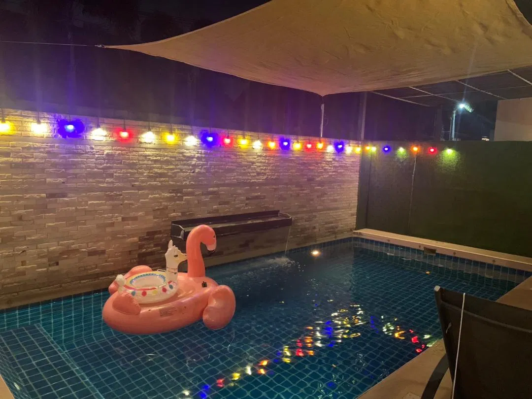 ภายนอก SilverGold Poolvilla