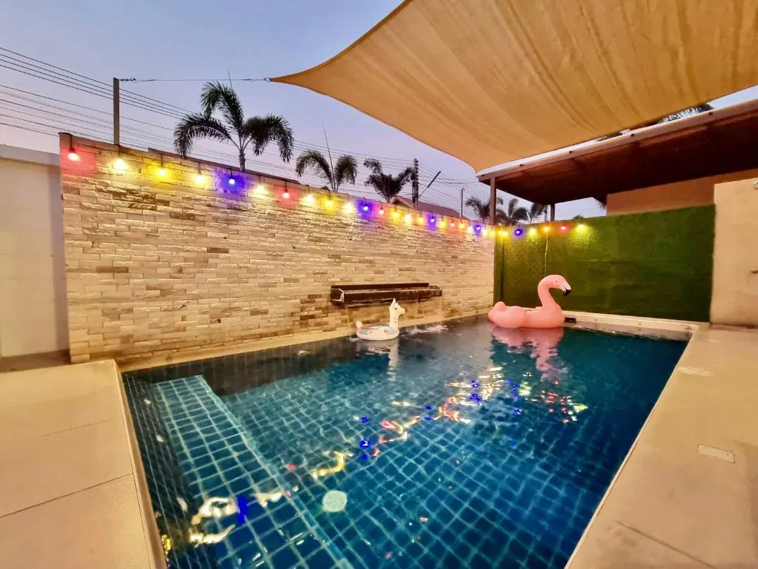 ภายนอก SilverGold Poolvilla