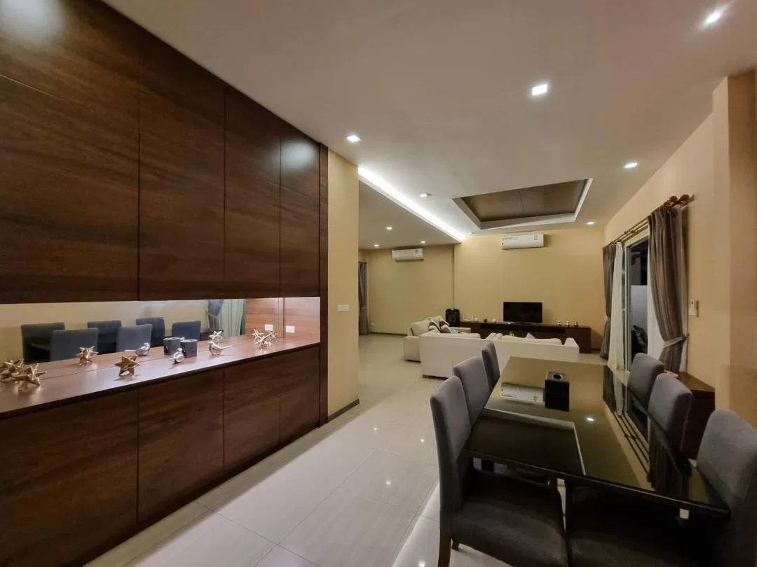 ภายใน SilverGold Poolvilla