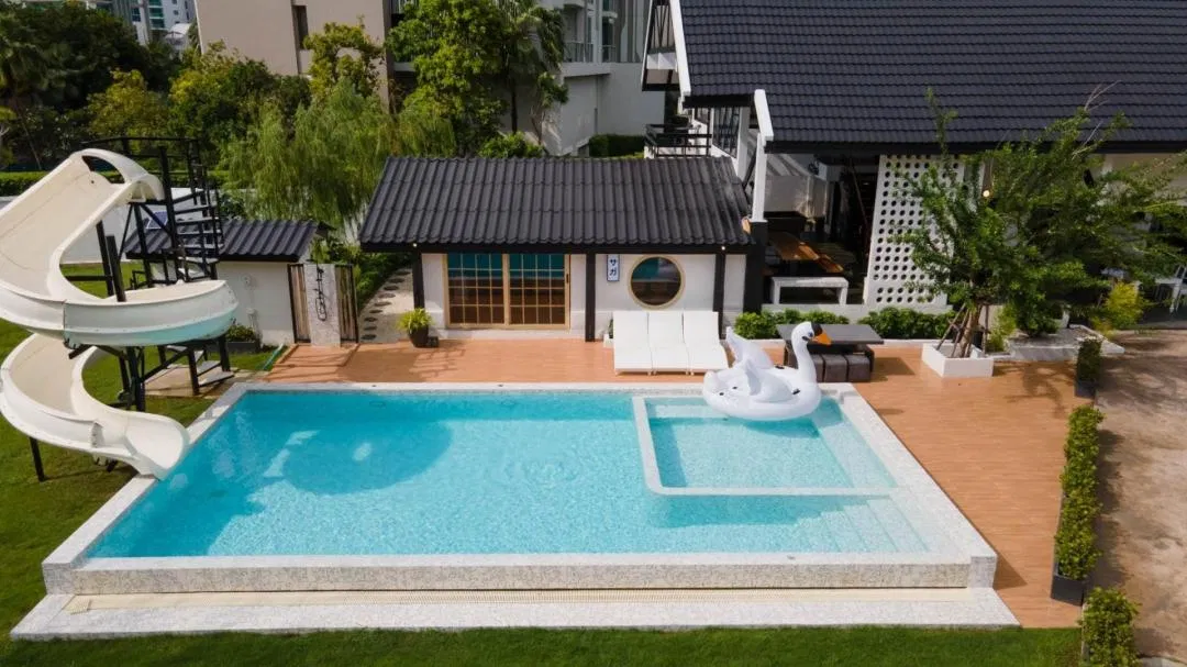 ภายนอก SAGA POOL HOUSE
