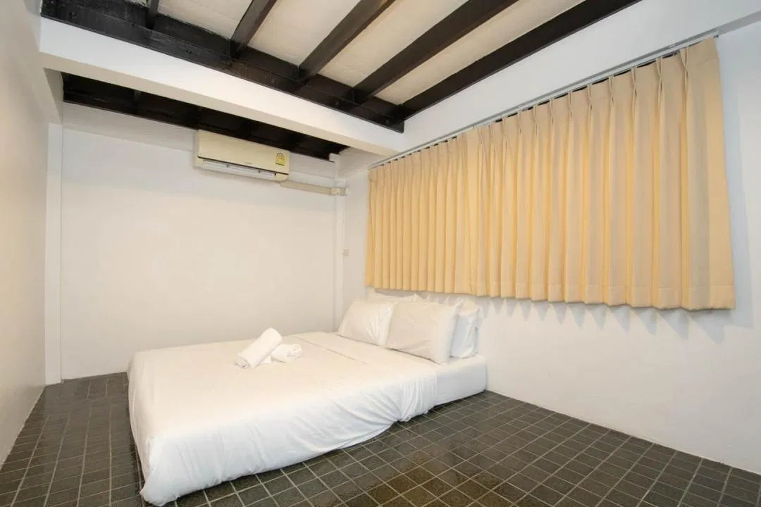 ห้องนอน SAGA POOL HOUSE