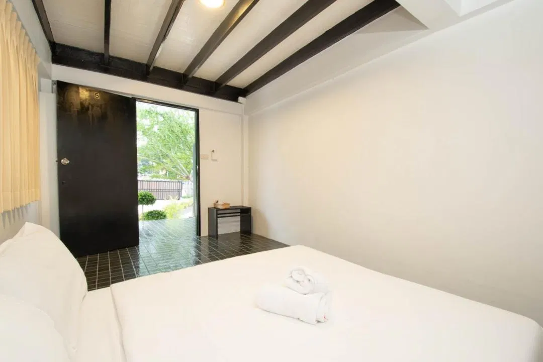 ห้องนอน SAGA POOL HOUSE
