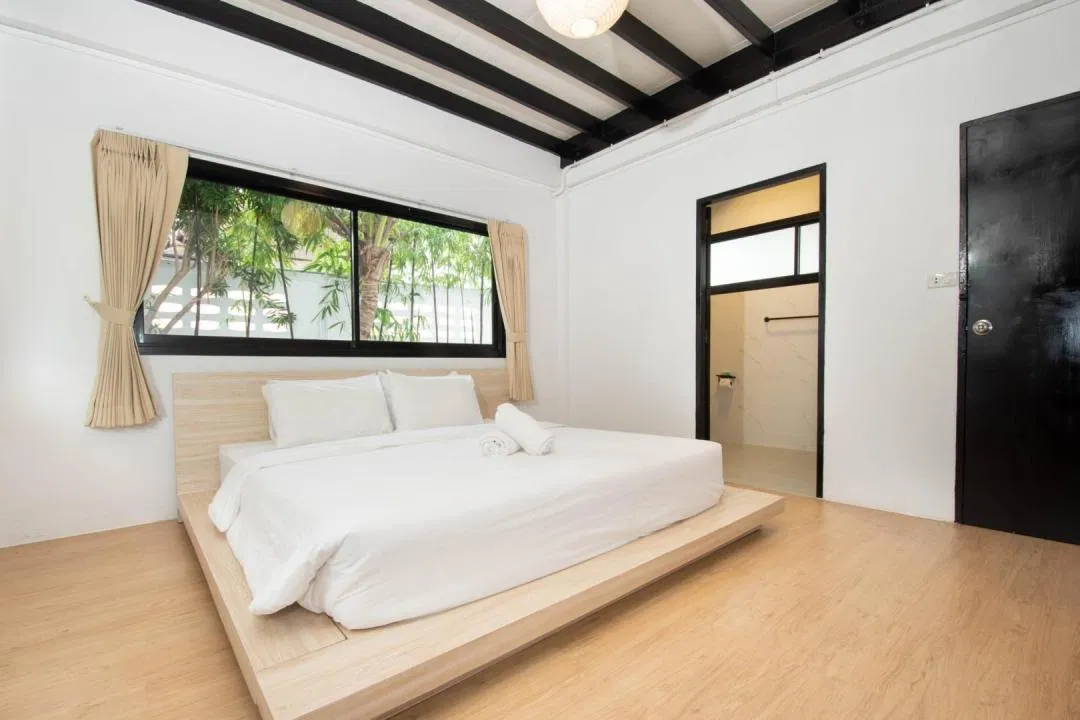 ห้องนอน SAGA POOL HOUSE