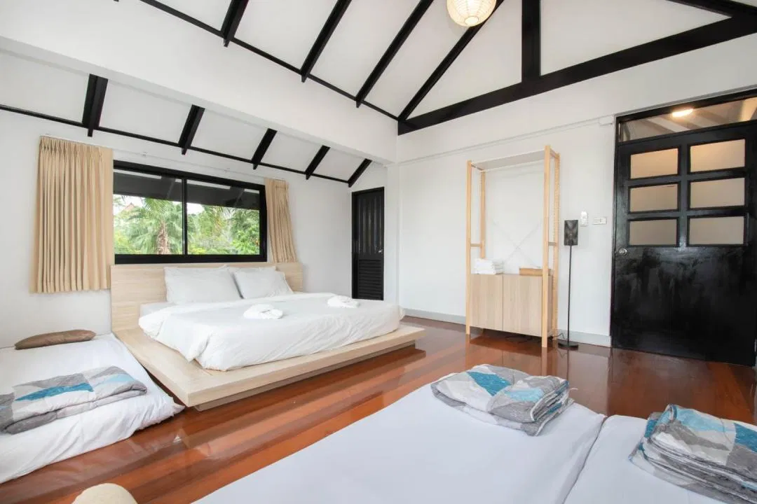 ห้องนอน SAGA POOL HOUSE
