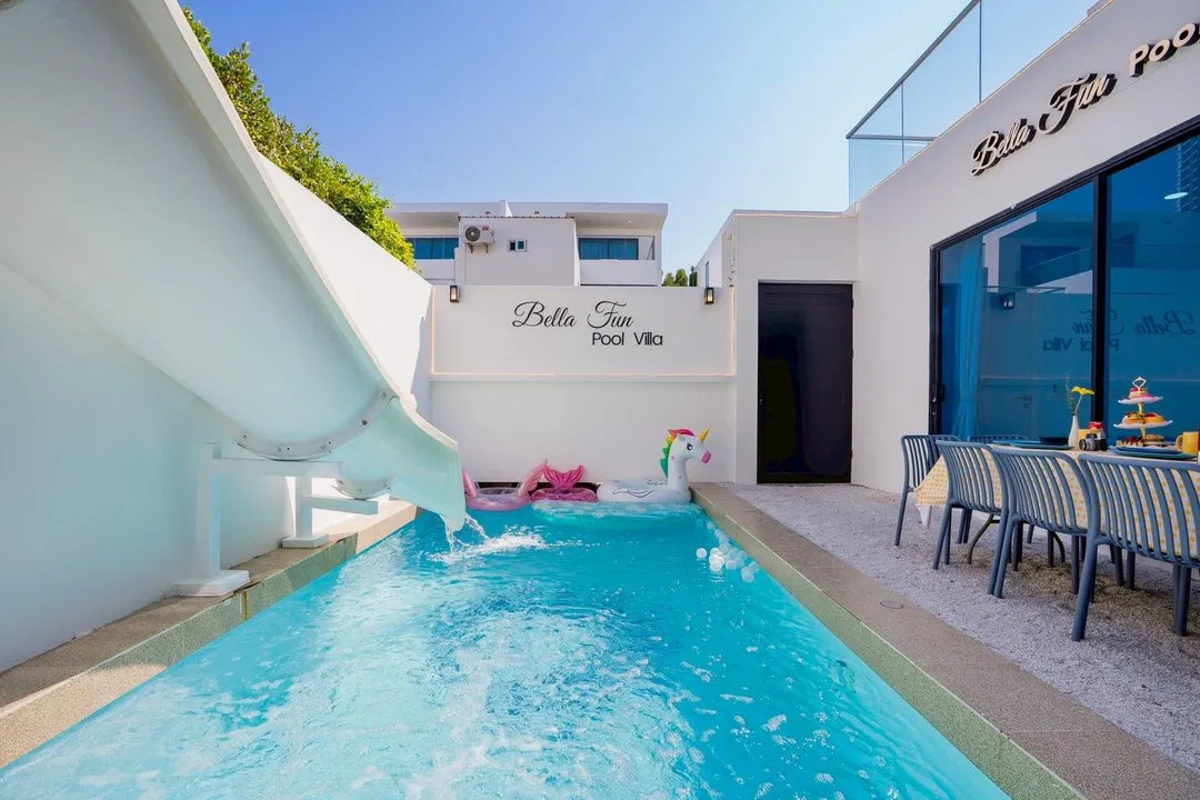 ภายนอก Bella Fun Pool Villa