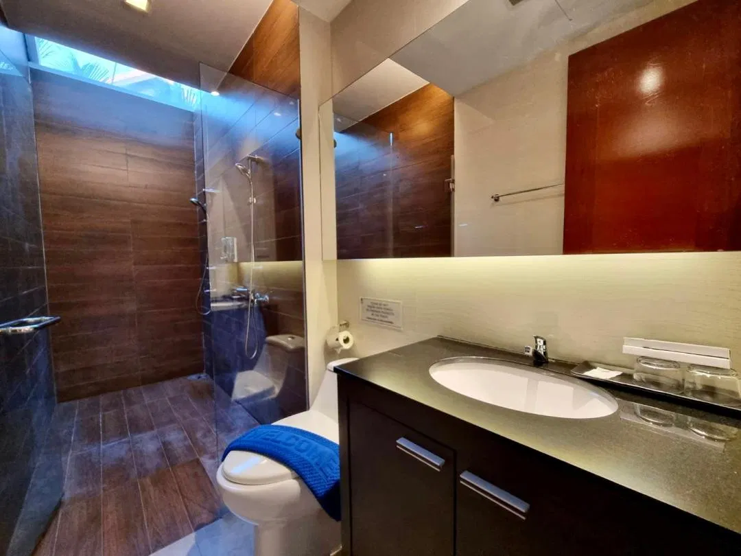 ห้องน้ำ Midas Poolvilla