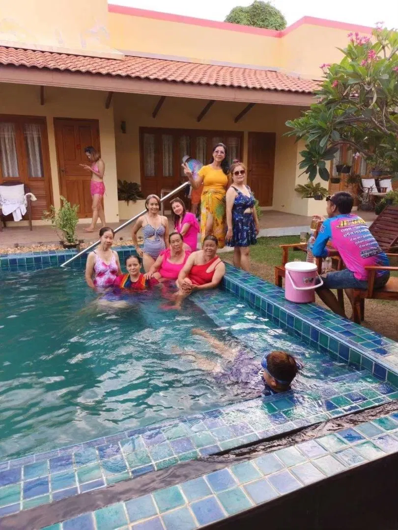 รูปจากลูกค้า Pool Star