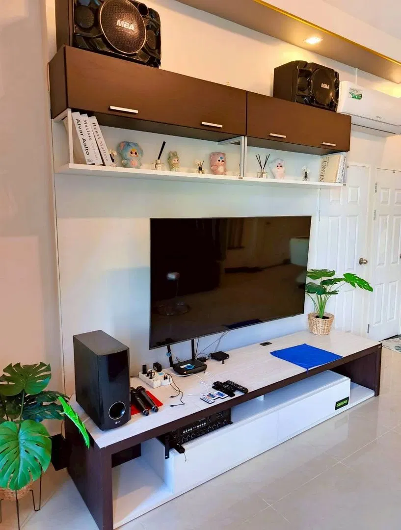 ภายใน Linda poolvilla