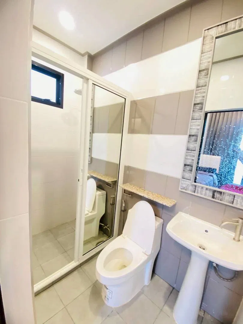 ห้องน้ำ Linda poolvilla