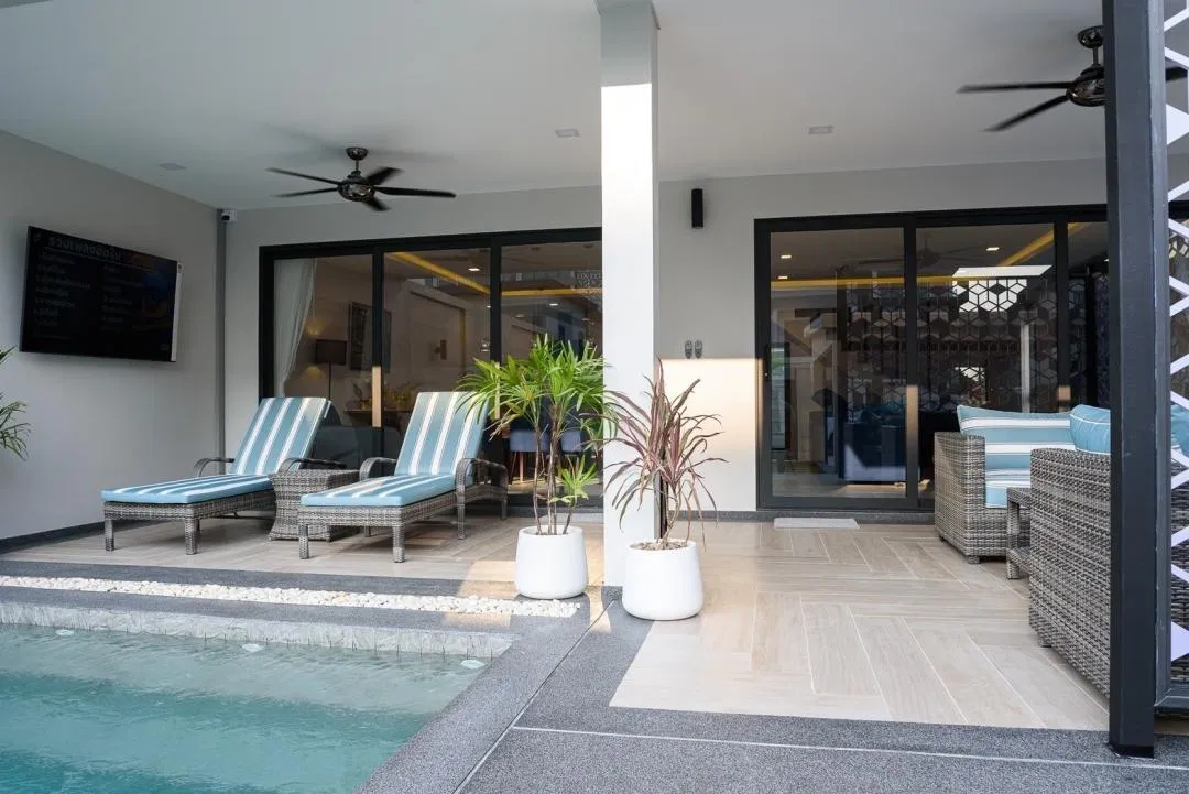 ภายนอก Saya Pool Villas 1