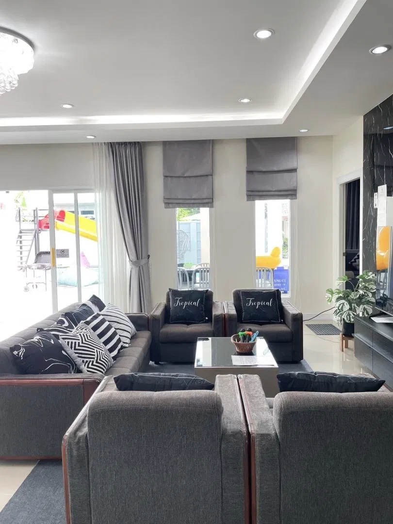 ภายใน 25 Poolvilla Pattaya