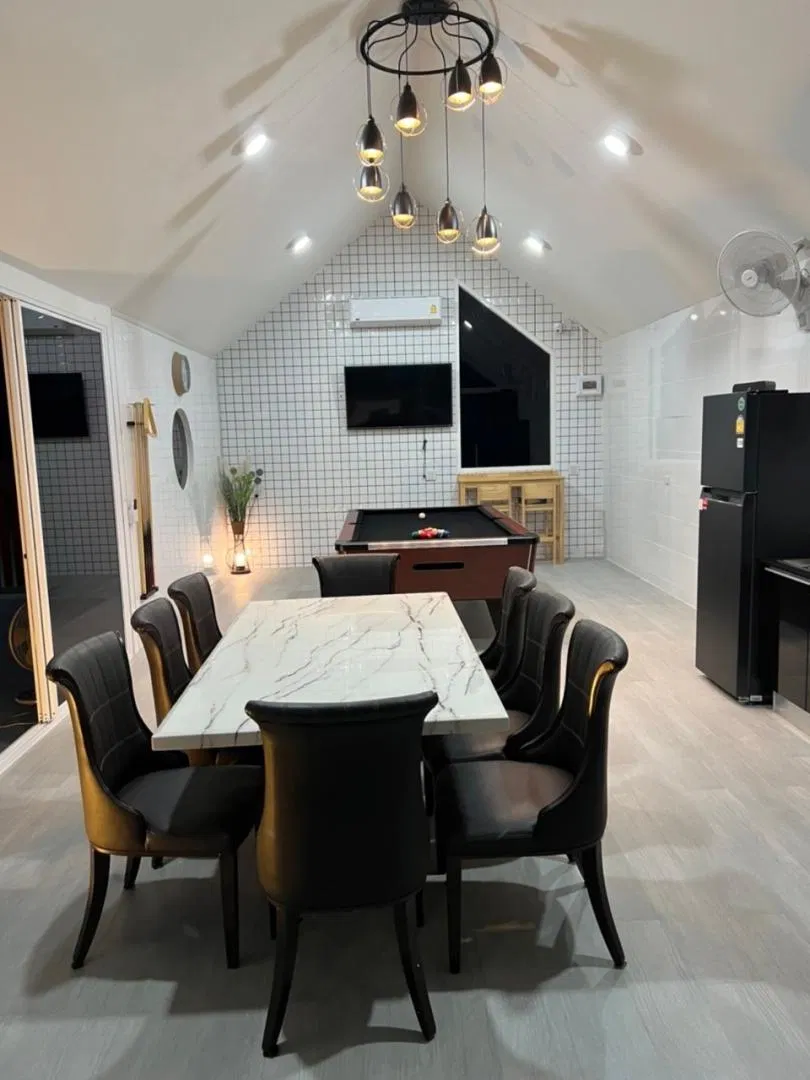 ภายใน PORSCHE HOUSE