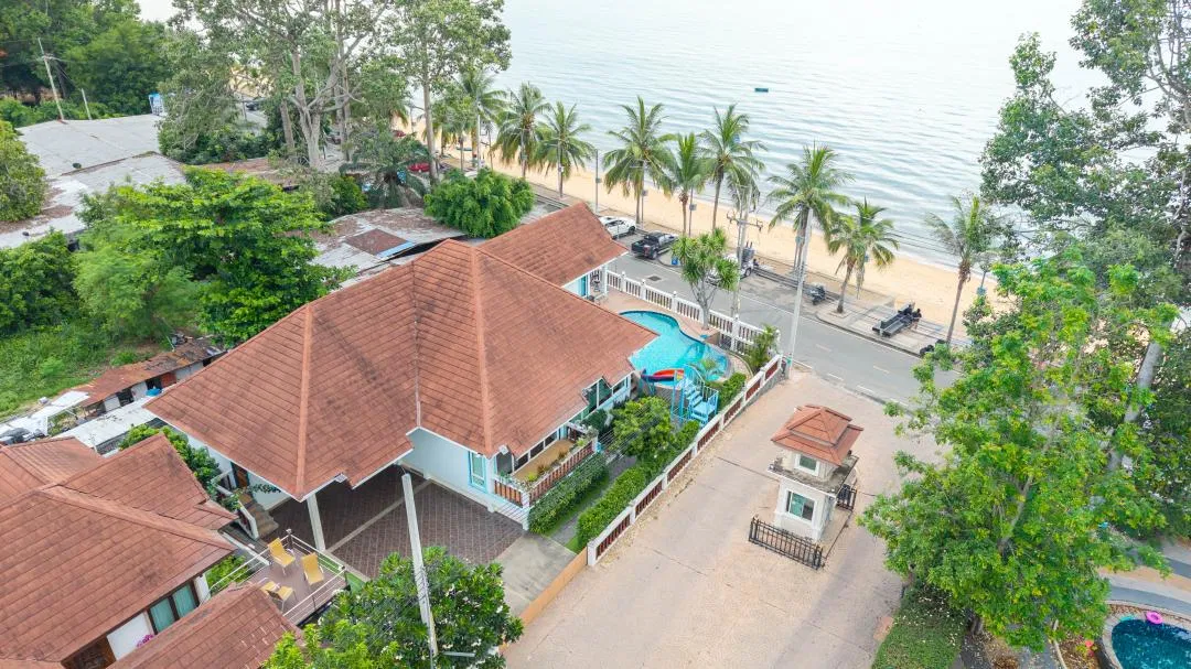ภายนอก ซีวิวพูลวิวล่า บางเสร่