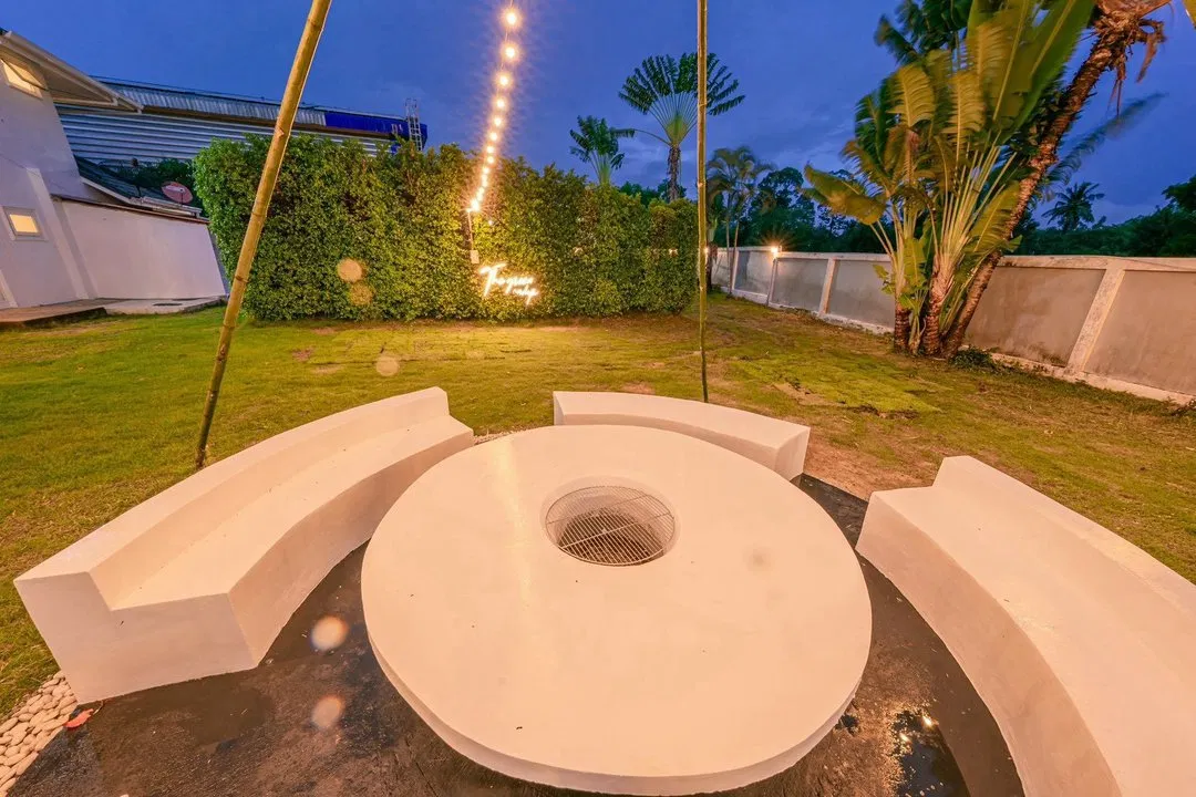 ภายนอก Villa Garden