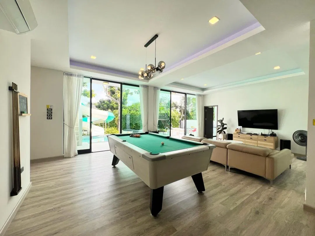 ภายใน 168 Garden Pool Villa