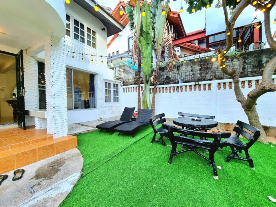 ภายนอก Heartbeat Jomtien 55