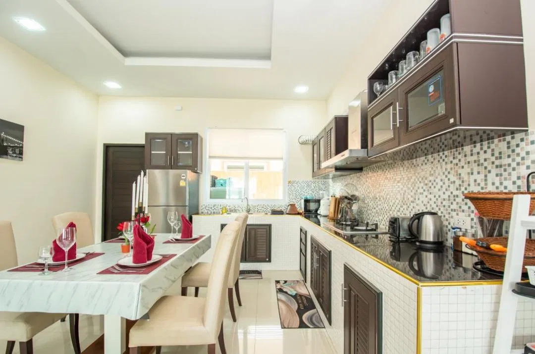 ครัว Gorges Beach Pool Villa บางเสร่(G5)