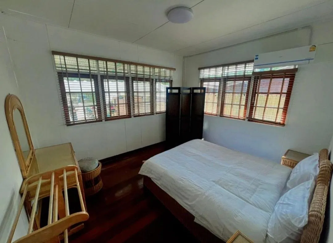 ห้องนอน Terrace House บางแสน