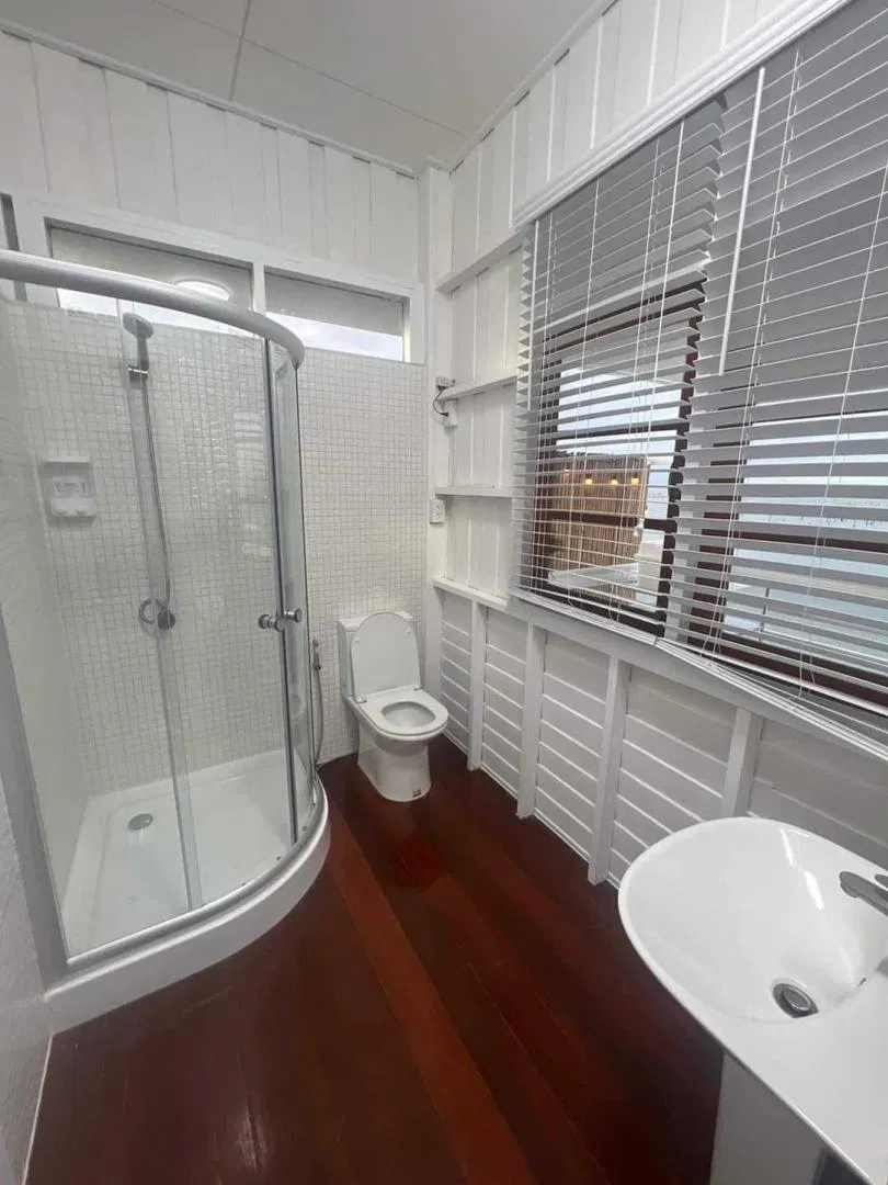 ห้องน้ำ Terrace House บางแสน