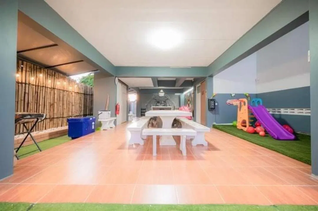 ภายนอก chill pool villa