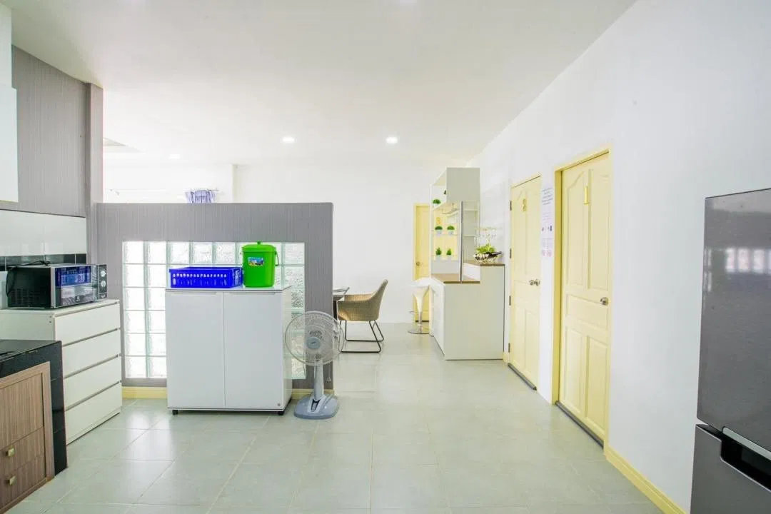 ภายใน Poppy Poolvilla