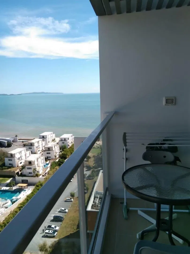 ภายนอก Veranda 3407