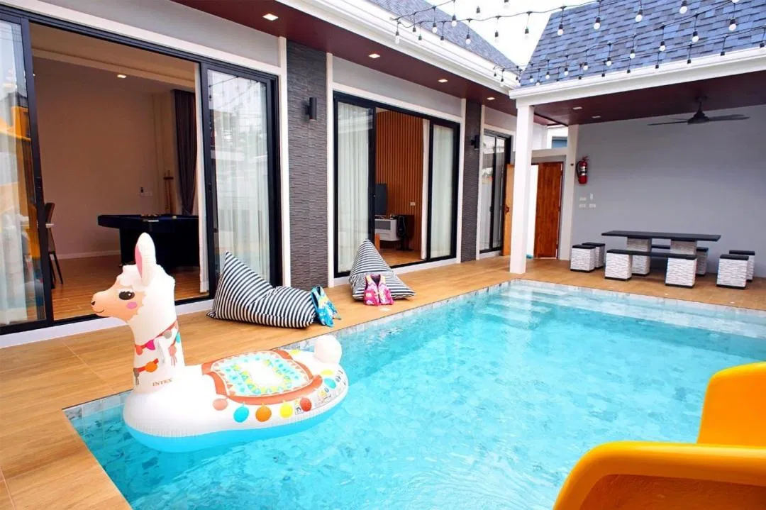 ภายนอก Nattarin Pool Villa