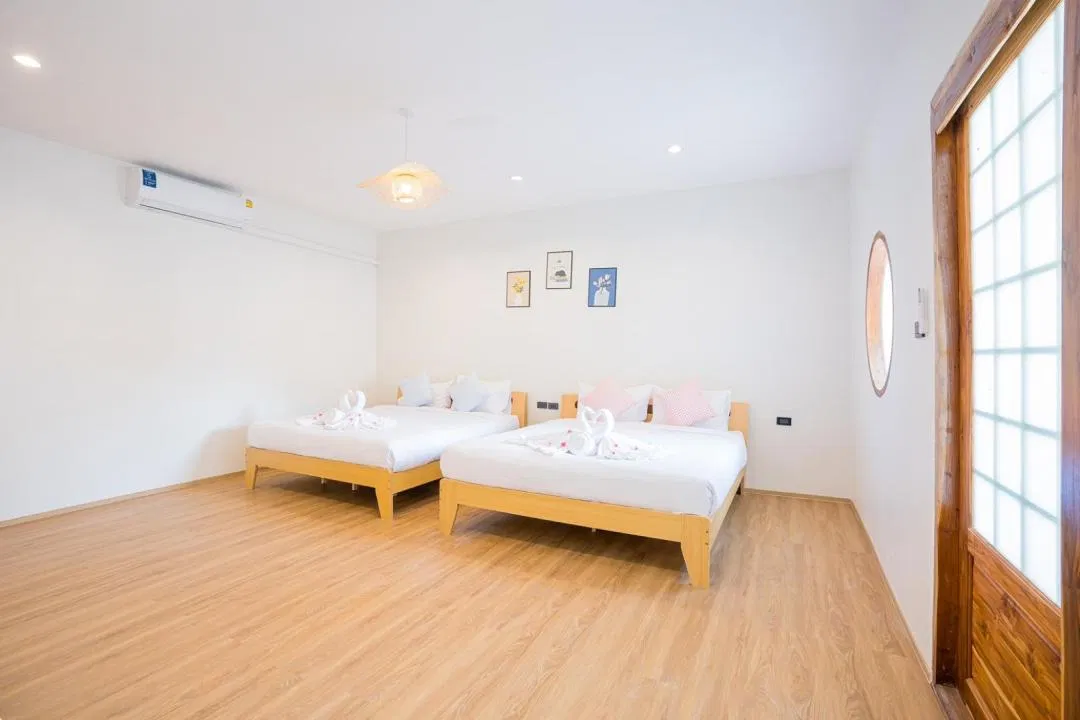 ห้องนอน Fun Beach Pool Villa