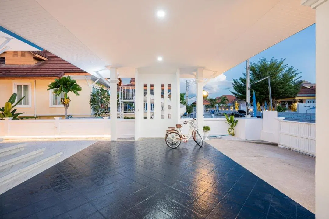 ภายนอก Fun Beach Pool Villa