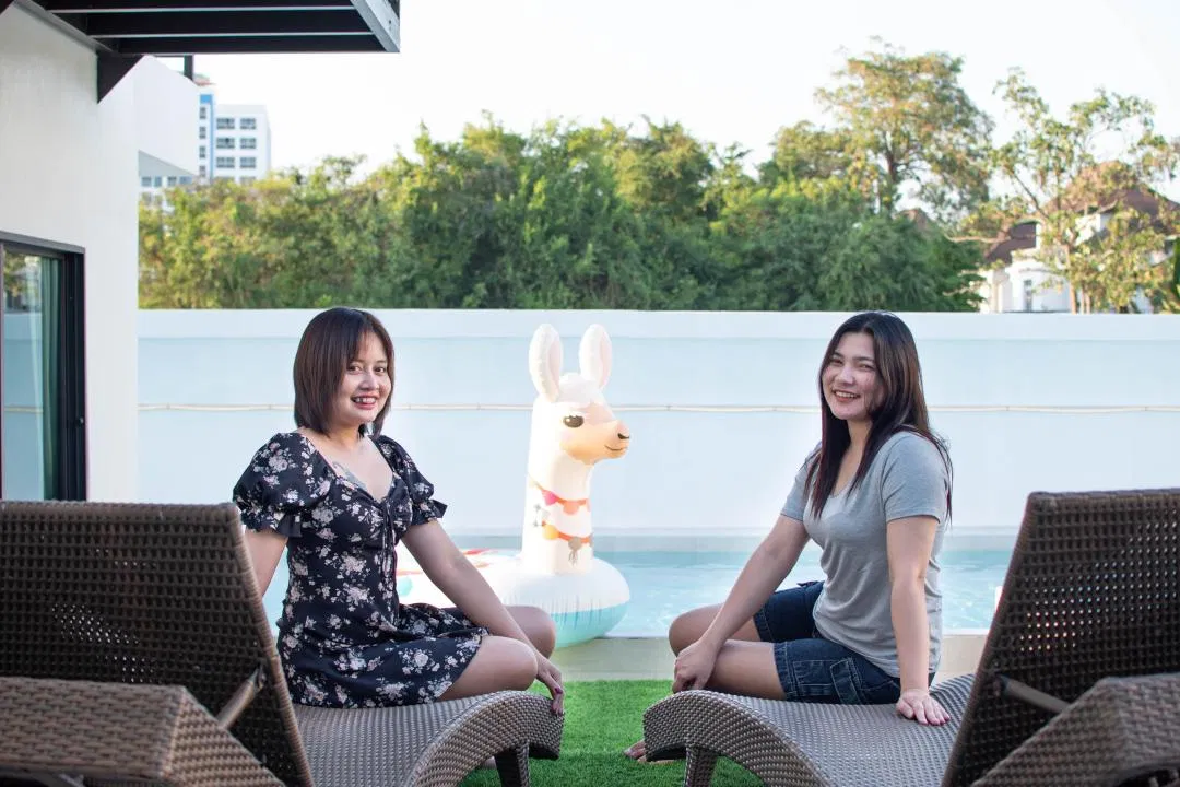 ภายนอก ละอองน้ำ A พูลวิลล่า พัทยา
