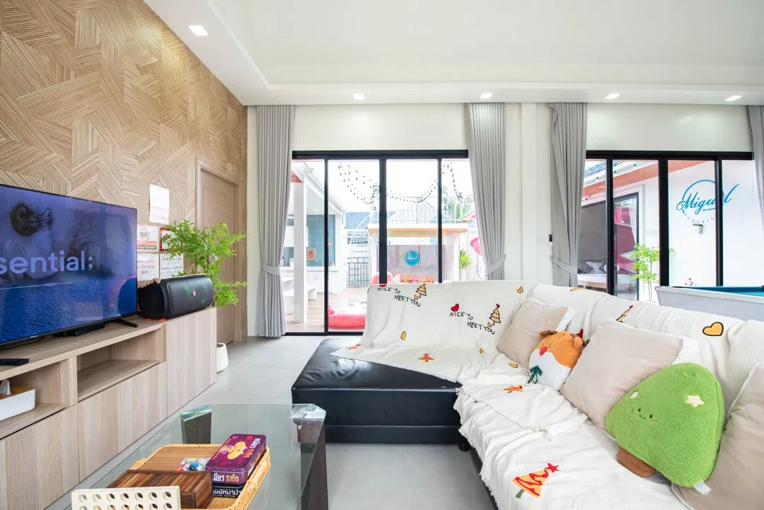 ภายใน Miguel Pool Villa