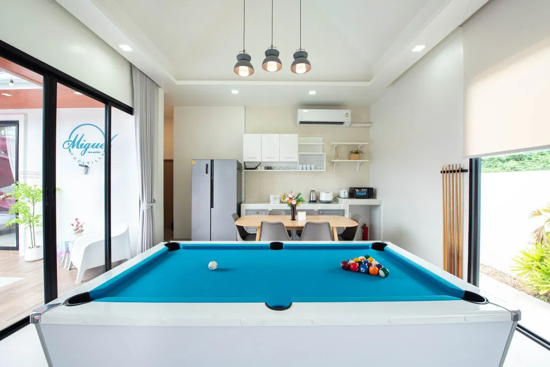 ภายใน Miguel Pool Villa