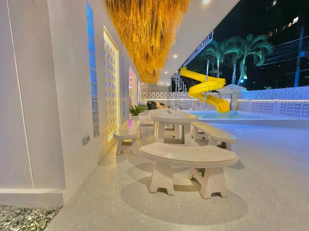 ภายนอก Lunlana Beach Poolvilla