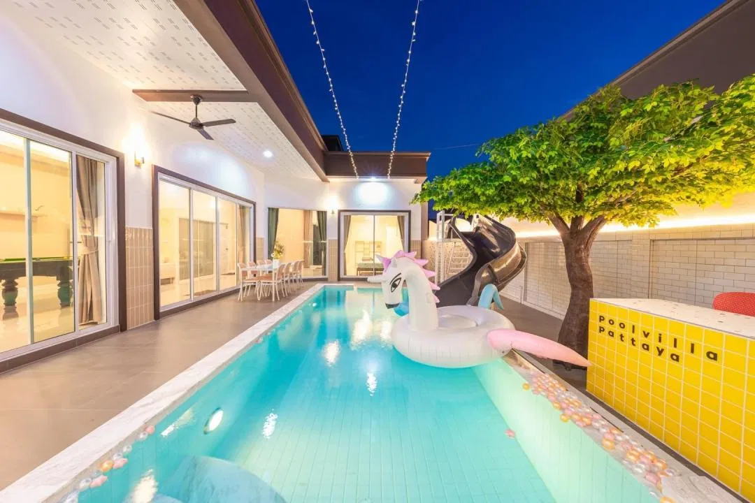 ภายนอก Homey House