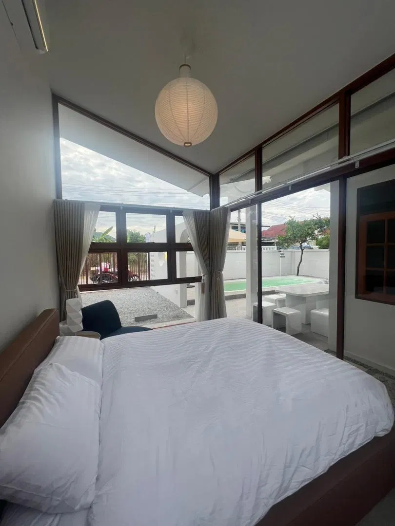 ห้องนอน Okinawa poolvilla บางแสน