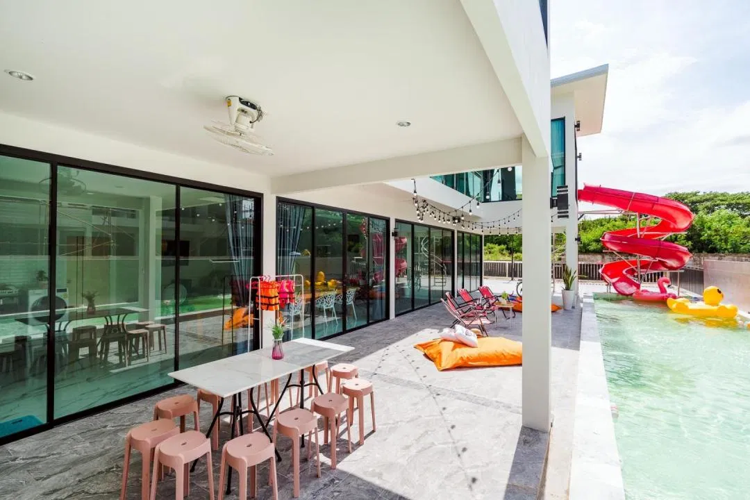 ภายนอก For U Poolvilla @Huahin