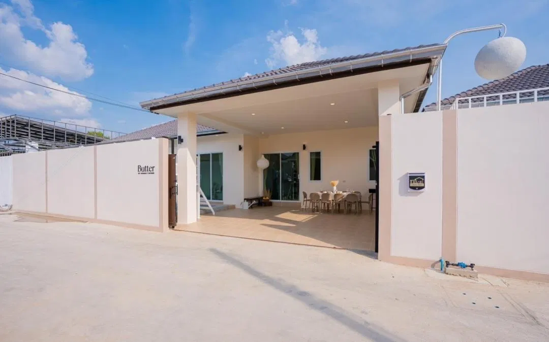 ที่จอดรถ Butter House Poolvilla (บัตเตอร์ เฮ้าส์)