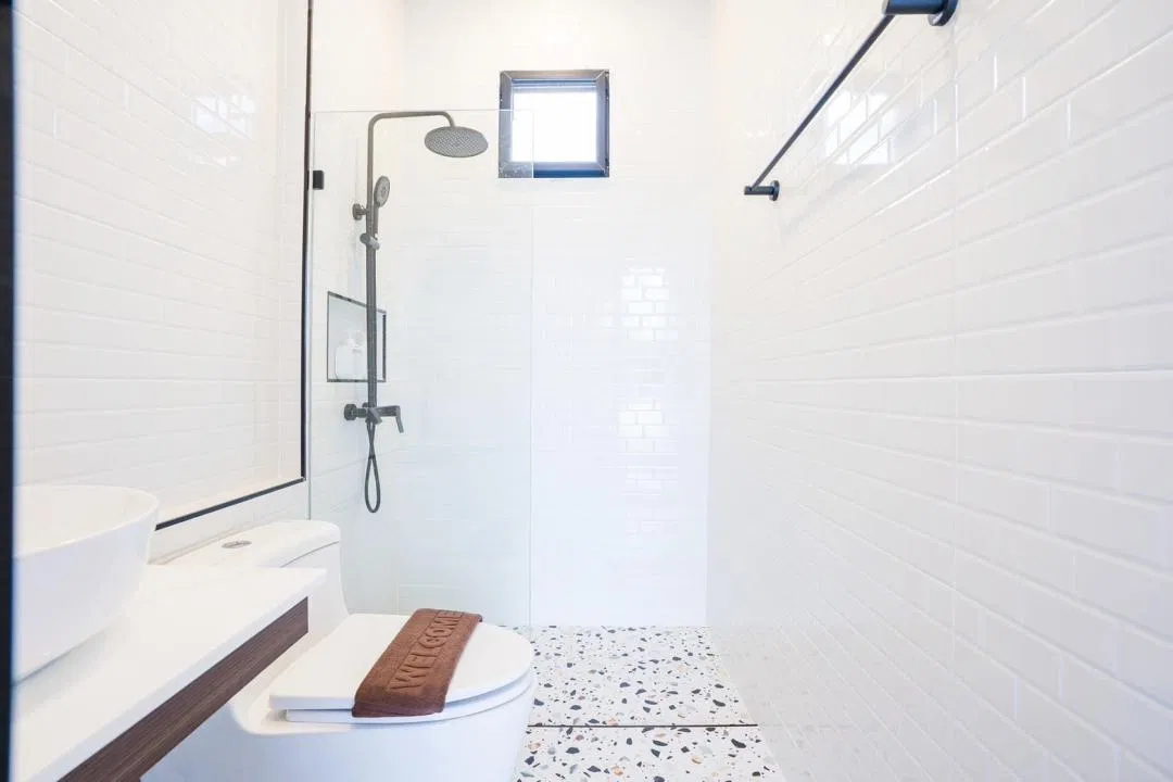 ห้องน้ำ Walnut House Poolvilla