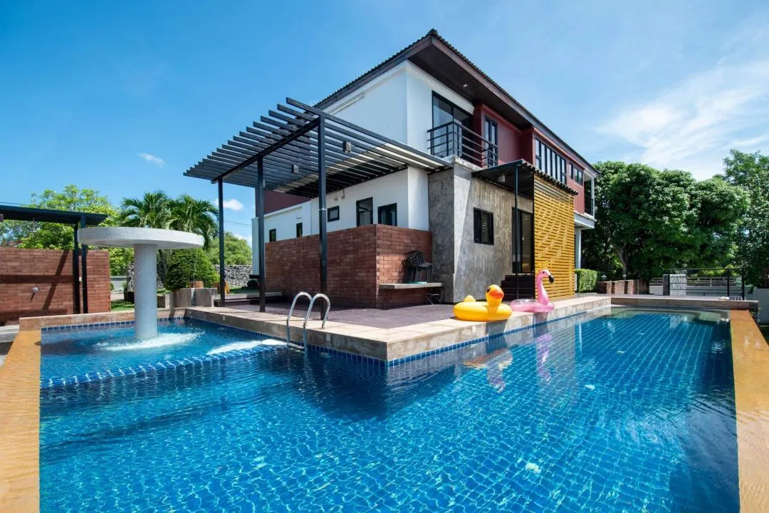 ภายนอก รามมันตรา (Sea View)