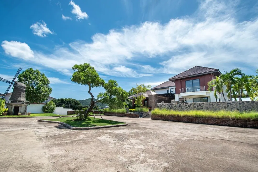 ที่จอดรถ รามมันตรา (Sea View)