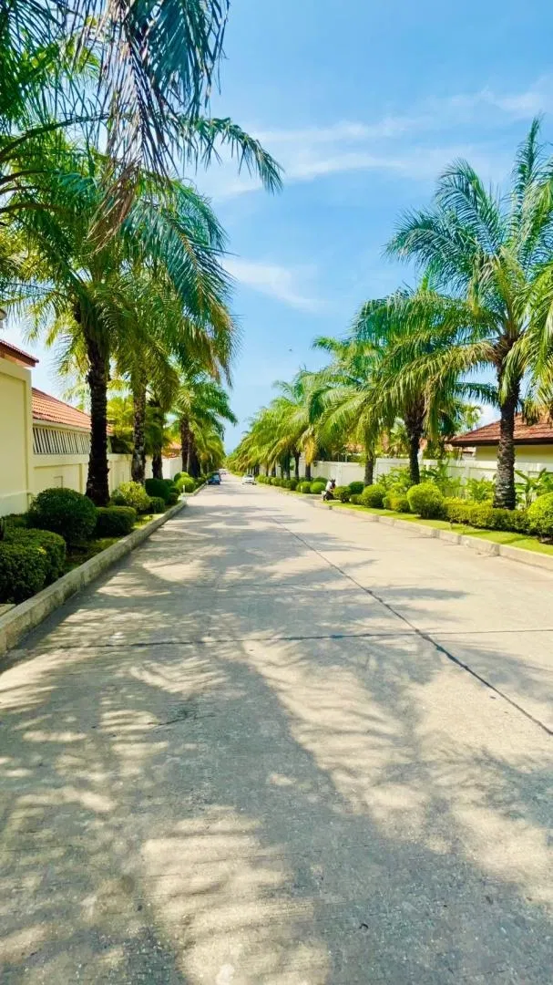 ภายนอก MJ21 Majestic Residence Pool villas Pattaya