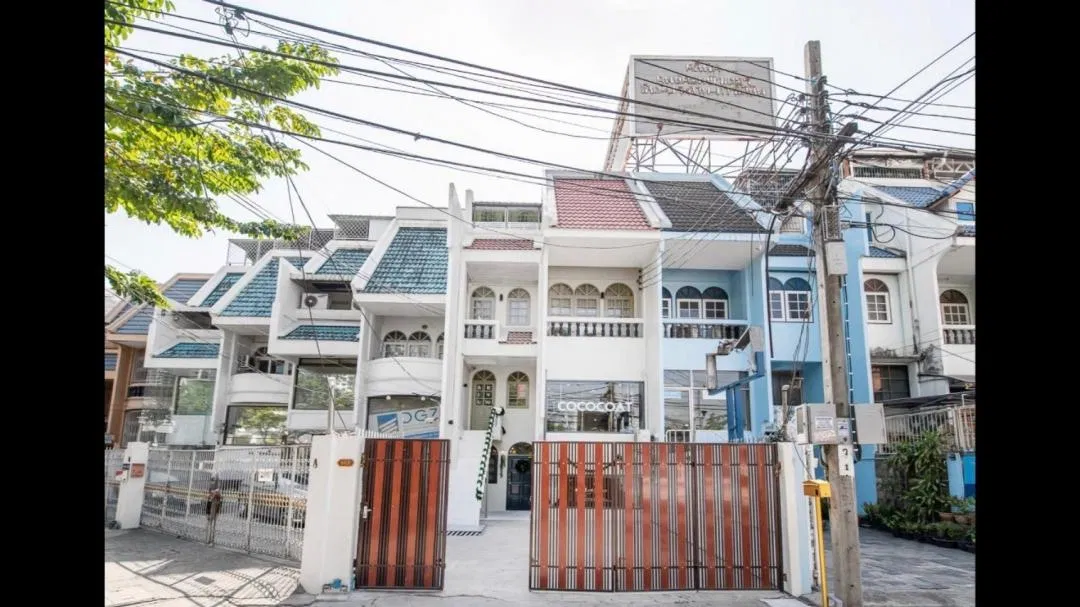 ที่จอดรถ 4A4B-168 House กรุงเทพ