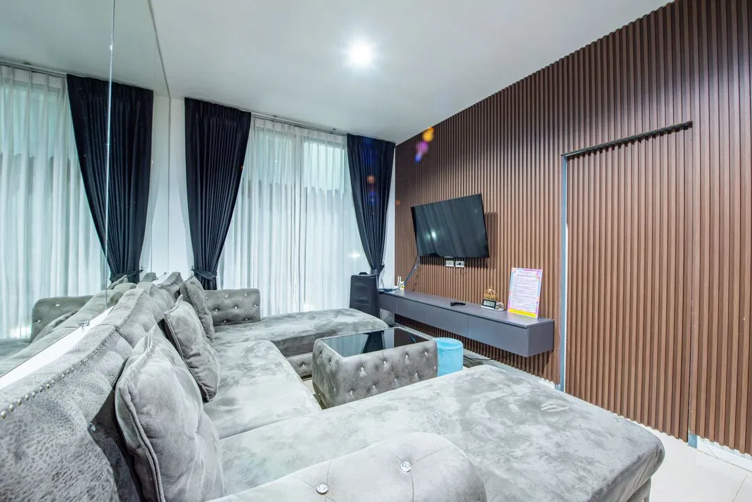 ภายใน Swiss Poolvilla บางเสร่ สัตหีบ