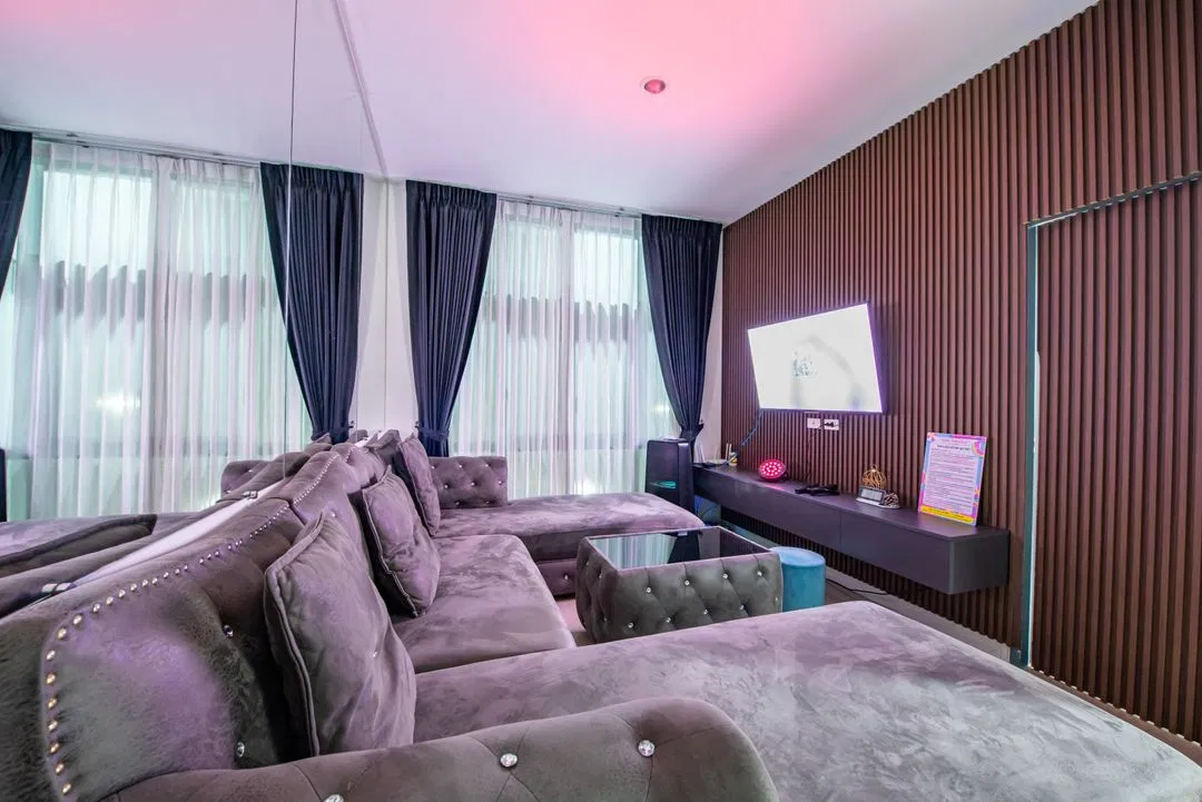 ภายใน Swiss Poolvilla บางเสร่ สัตหีบ