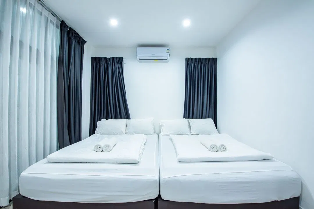 ห้องนอน Swiss Poolvilla บางเสร่ สัตหีบ